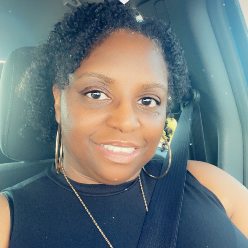 Meet your Posher, Tanika